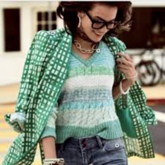 CAbi Sweaters - CAbi #6170 Mix Stitch V-Neck Sweater in Green and Blue